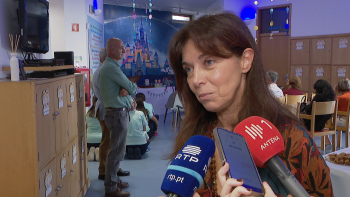 Imagem de Alunos vão trabalhar para o setor privado (vídeo)