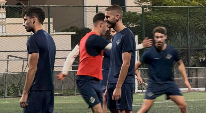 Imagem de Ribeira Brava empatou com o líder Limianos
