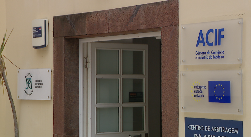 Imagem de ACIF critica a forma como sobe o ordenado mínimo (vídeo)