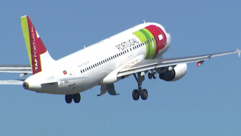 Imagem de TAP aplica taxa de 30 euros no Natal (vídeo)