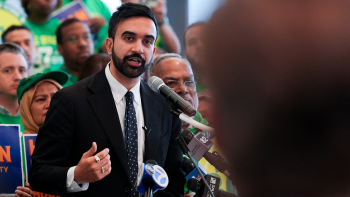 Imagem de Presidente eleito de Nova Iorque confirma que considera Trump “fascista”