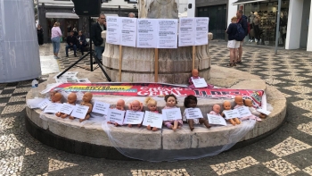 Imagem de União dos Sindicatos apela à greve contra um pacote laboral que retira diretos às mulheres (áudio)