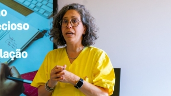 Imagem de Falta medicação para pessoas infetadas pelo vírus VIH-SIDA (áudio)