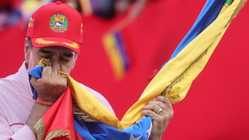 Imagem de Maduro diz que recorre à luta armada para defender a soberania da Venezuela (vídeo)