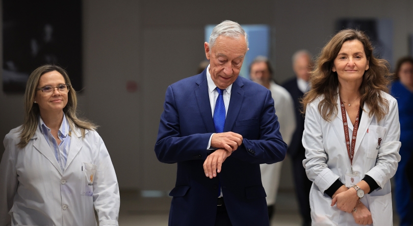 Imagem de Marcelo agradece a hospital de São João e ao SNS após alta