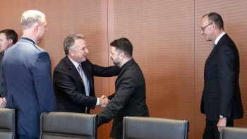 Imagem de Zelensky admite esquecer adesão à NATO a troco de garantias de segurança ocidentais