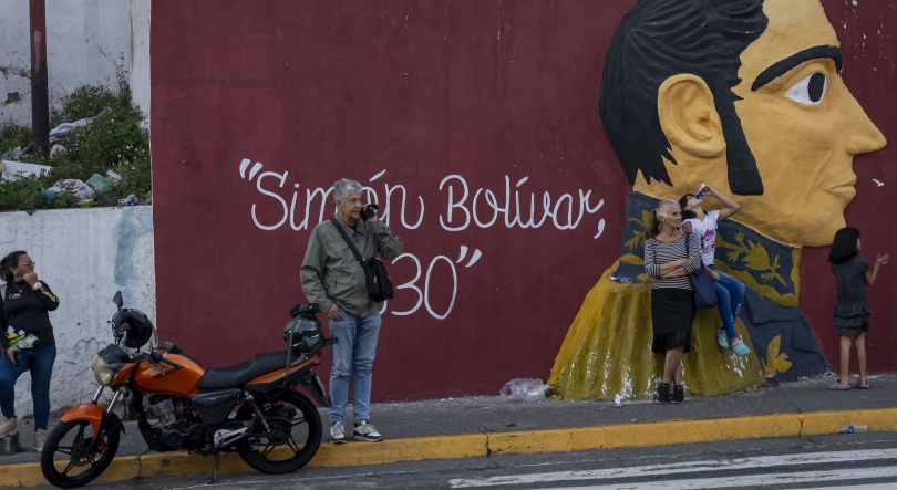 Imagem de Emigrante impossibilitada de regressar à Venezuela no Natal (áudio)