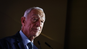 Imagem de Marcelo critica demora do parlamento em eleger conselheiros de Estado