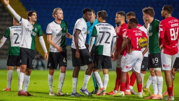 Imagem de Sporting nos ‘quartos’ após afastar Santa Clara no prolongamento