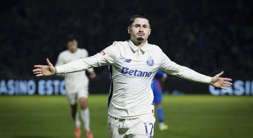 Imagem de FC Porto passa com distinção em Alverca e soma mais um triunfo