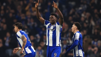 Imagem de Porto termina 2025 a ganhar e com perseguidores à distância