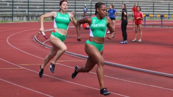 Imagem de Seleção Nacional feminina de 4×100 metros estagia na Madeira
