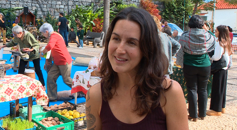 Imagem de Mercadinho de Natal no Jardim do Mar (vídeo)