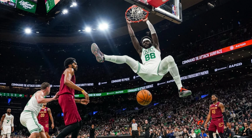 Imagem de Neemias Queta ajuda Celtics a conquistarem quarta vitória seguida na NBA