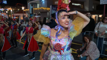 Imagem de Centenas receberam o Pai Natal em Câmara de Lobos (vídeo)