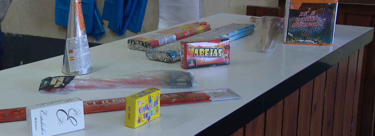 Imagem de Madeirenses têm tradição de comprar fogo de artifício para o fim de ano (vídeo)
