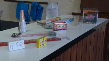 Imagem de Madeirenses têm tradição de comprar fogo de artifício para o fim de ano (vídeo)