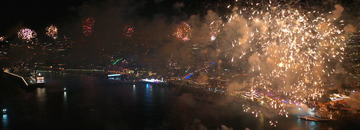 Imagem de 97 mil disparos para anunciar o ano novo no Funchal (vídeo)