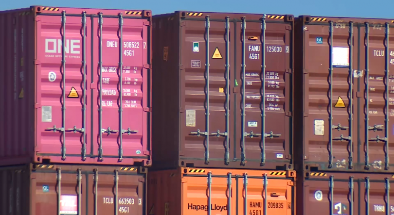 Imagem de AT diz estar a trabalhar para resolver “aglomeração de contentores” no Porto de Leixões