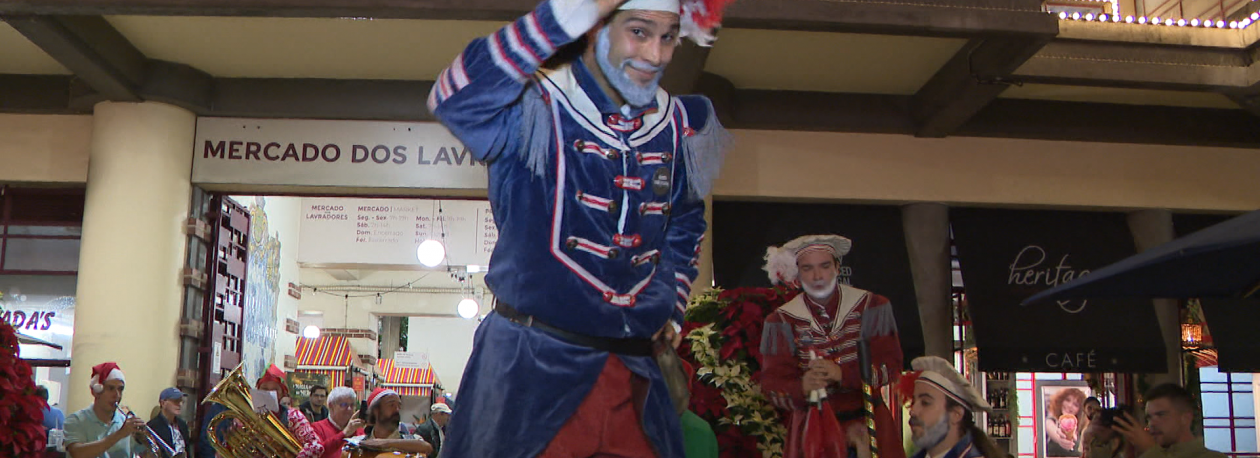 Imagem de Mercado dos Lavradores inaugurou as iluminações de Natal (vídeo)