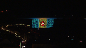 Imagem de ‘Natal’ ilumina a cidade do Funchal (vídeo)