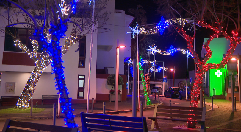 Imagem de Iluminação dá luz ao Natal em São Vicente (vídeo)