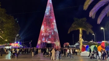 Imagem de Inauguração das iluminações com direito a fogo de artifício (vídeo)