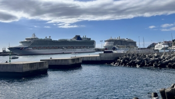 Imagem de Porto do Funchal com movimento de 17 mil pessoas