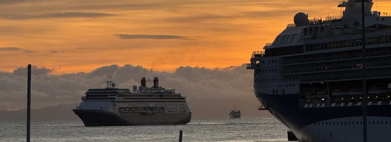 Imagem de Menos um navio na noite da passagem de ano na Madeira (áudio)