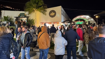 Imagem de Santa Cruz encheu para a Noite do Mercado (vídeo)