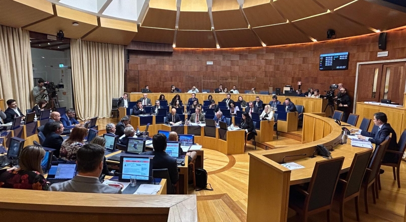 Imagem de Orçamento da Madeira aprovado pela maioria PSD/CDS-PP e abstenção da IL