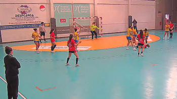 Imagem de Madeira SAD empatou com o Almeida Garrett a 31 golos (vídeo)