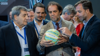 Imagem de Albuquerque elogia a organização do europeu de polo aquático feminino (vídeo)