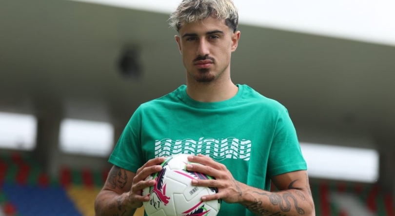 Imagem de Marítimo empresta Gonçalo Tabuaço ao Leixões