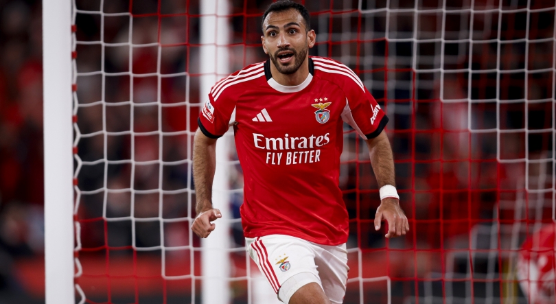 Imagem de Benfica vence Estoril com ‘hat trick’ de Pavlidis e aproxima-se do Sporting
