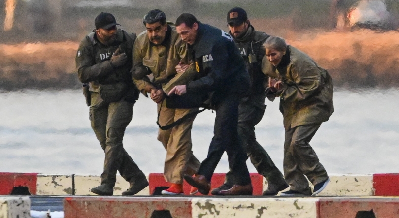 Imagem de Maduro e mulher transferidos para Tribunal de Nova Iorque (vídeo)