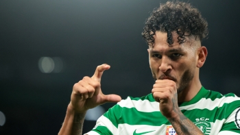 Imagem de Sporting vence campeão PSG e garante play-off de acesso aos ‘oitavos’