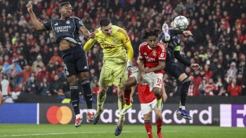 Imagem de Golo de Trubin aos 90+8 minutos coloca Benfica no play-off