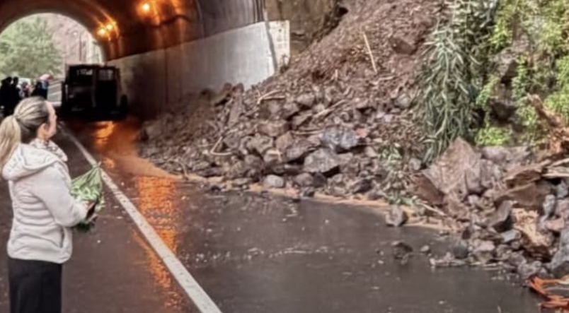 Imagem de Derrocada encerra acesso à parte norte do Curral das Freiras
