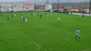 Imagem de AD Camacha perde com o Desportivo de Monção