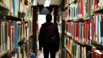 Imagem de Mais de metade dos alunos com origem imigrante já sentiu discriminação na escola