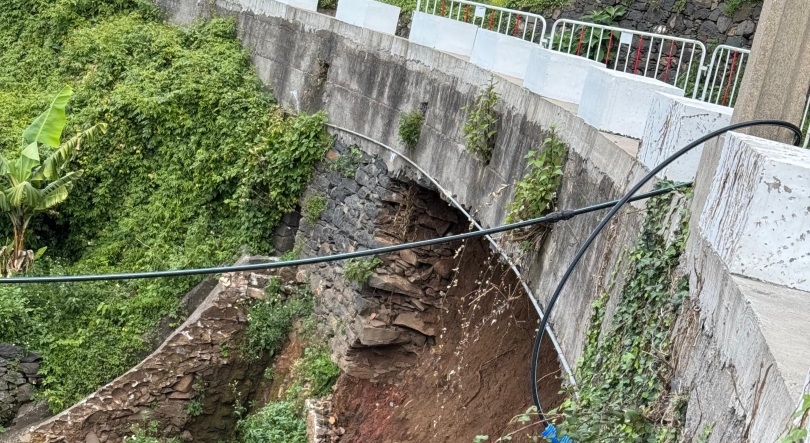 Imagem de PSP diz que há condutores a retirarem barreiras em zonas de risco