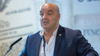 Imagem de Representantes das freguesias reúnem-se este fim-de-semana em Portimão (áudio)