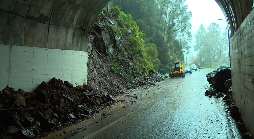 Imagem de Depressão Francis provocou 112 ocorrências na Madeira