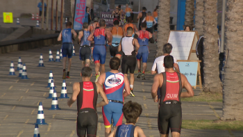 Imagem de Pedro Prioste e Mafalda Viveiros venceram o duatlo da Madalena do Mar (vídeo)