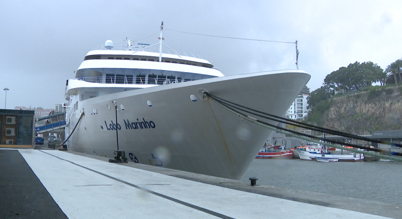 Imagem de Porto Santo Line cancela viagens de sábado e reforça operação no domingo