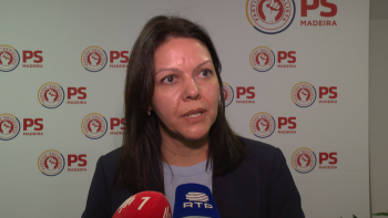 Imagem de PS quer travar a venda do hospital no parlamento (vídeo)