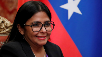 Imagem de Delcy Rodriguez acusa EUA de quererem ficar com os recursos da Venezuela (vídeo)