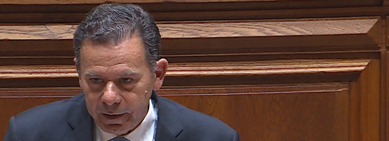 Imagem de Montenegro faz “orelhas moucas” aos protestos da Madeira (vídeo)