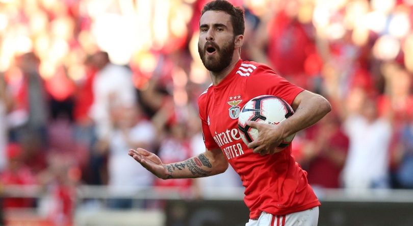 Imagem de Rafa Silva assina pelo Benfica até 2028